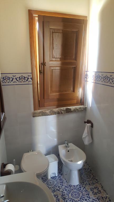 Vecchio Baglio Cofano Guest House กุสโตนาชี ภายนอก รูปภาพ